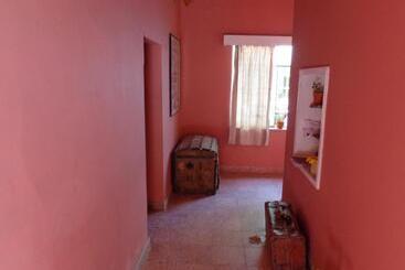 הוסטל Hostal La Antigua