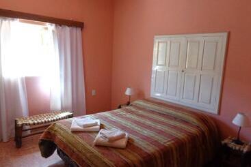 הוסטל Hostal La Antigua