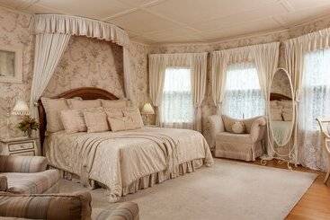 تختخواب و صبحانه Berry Manor Inn
