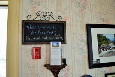 تختخواب و صبحانه Heathwood Inn