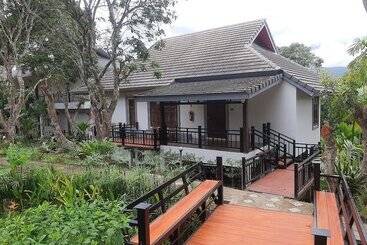 Buraphat Resort