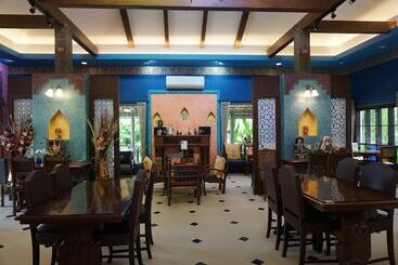 Buraphat Resort