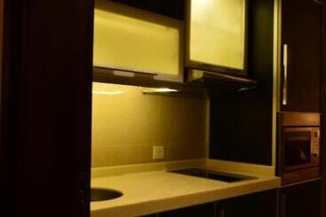 Home Inn Hotel Suites