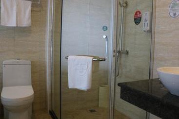 هتل Greentree Inn Shanxi Changzhi Bus Passenger Station Xihuan Road Business