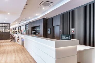 هتل Hampton By Hilton Oswiecim