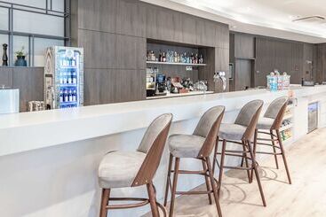هتل Hampton By Hilton Oswiecim