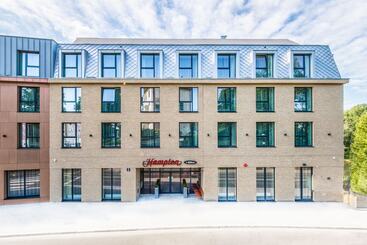 هتل Hampton By Hilton Oswiecim