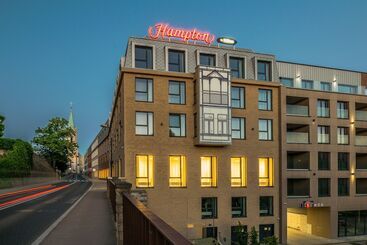 هتل Hampton By Hilton Oswiecim