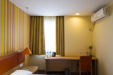 酒店 Home Inn Huizhou Danshui Renmin Forth Road