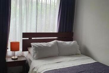 هتل Hostal Del Rio
