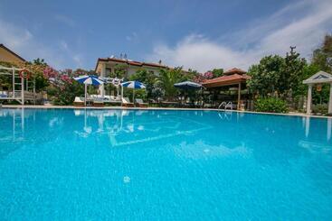 Kilim Hotel & Apart