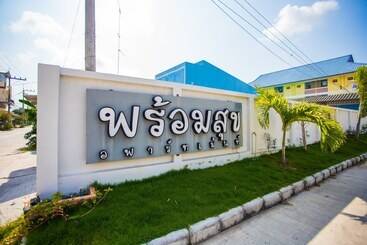 هتل Promsook Apartment