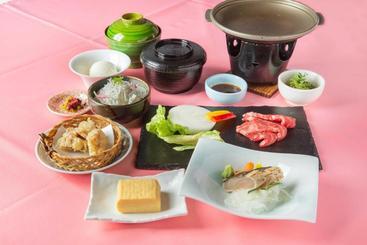 هتل Spring Golf & Art Resort Awaji