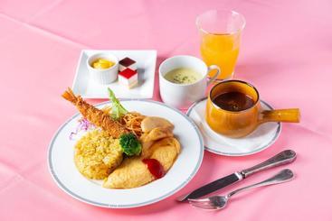 هتل Spring Golf & Art Resort Awaji