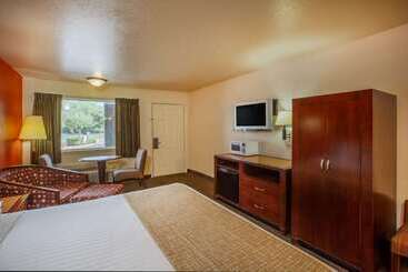 هتل Travelodge By Wyndham Houston Hobby Airport