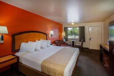 هتل Travelodge By Wyndham Houston Hobby Airport