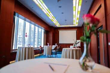 هتل Wyndham Doha West Bay