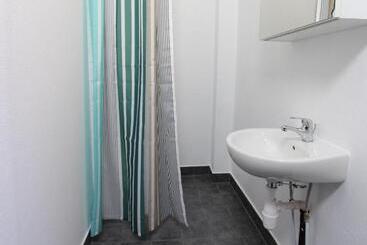 هاستل Slottet Apartments