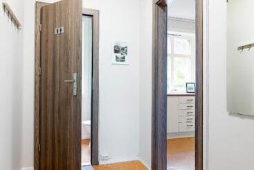 هاستل Slottet Apartments