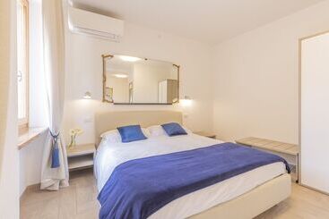 تختخواب و صبحانه Corte Realdi Boutique Rooms Garda