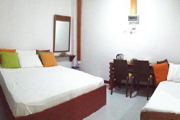 هتل Cinnamon Airport Residencies