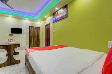 酒店 Collection O Raj Guest House Near Kolkata Airport