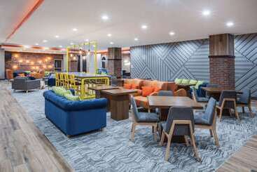 هتل La Quinta By Wyndham Owasso