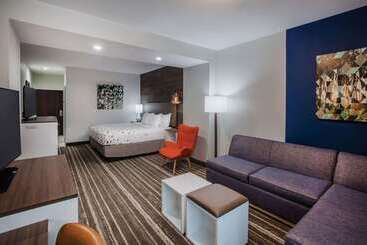 هتل La Quinta By Wyndham Owasso