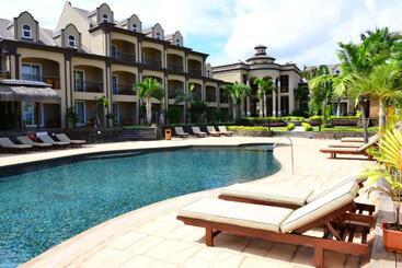هتل Sunset Reef Resort & Spa