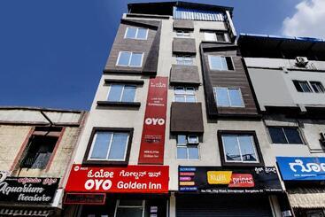 酒店 O Golden Inn Near Cubbon Park
