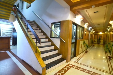 هتل Vrundavan Residency