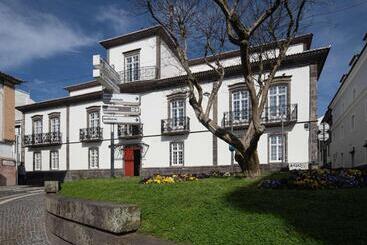 هتل Mercure Ponta Delgada Azores