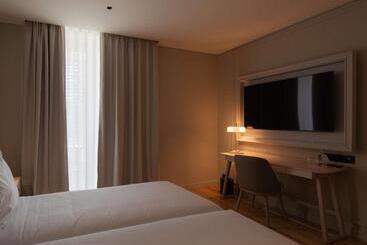 هتل Mercure Ponta Delgada Azores
