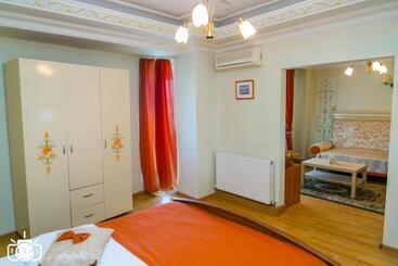 هتل Villa Tamara