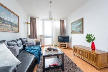 P&o Apartments Center