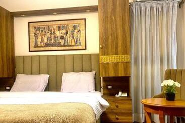 New Museum, Pyramids Inn - Kirdasah