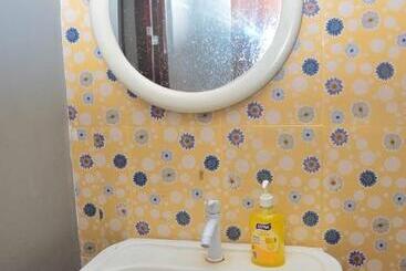 هاستل Rafiki Apartment
