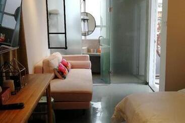 هتل Huizhou Xilin West Lake Boutique