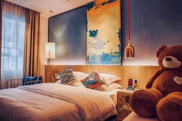هتل Huizhou Xilin West Lake Boutique