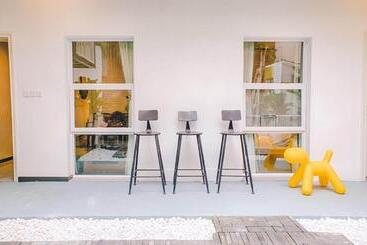 هتل Huizhou Xilin West Lake Boutique