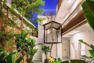 هتل Huizhou Xilin West Lake Boutique