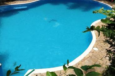 هتل Manuel Antonio Park House Adults Only