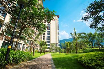 هتل Xishuangbanna Yajule City Golf