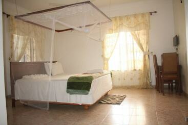 Rovvenpec Resort