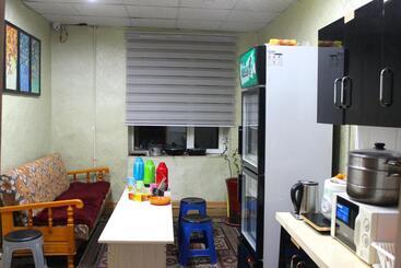 City Hostel & Tours