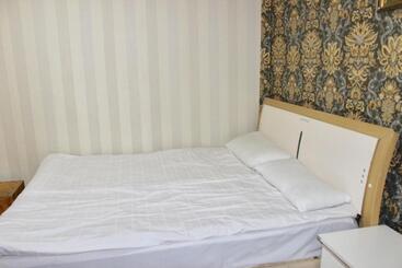 City Hostel & Tours