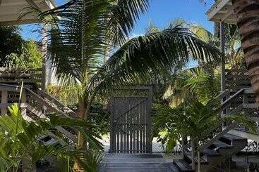 هتل Dreamcabanas