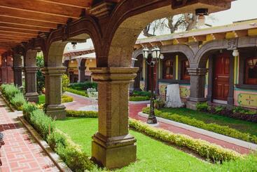 هتل Gran Misiones Tequisquiapan