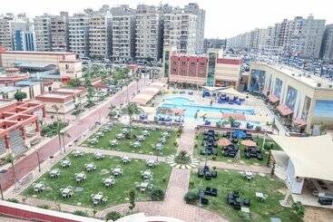 هتل Rehana Plaza