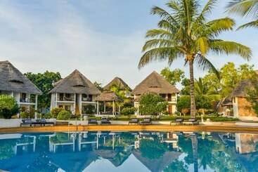 استراحتگاه Filao Beach By Sansi